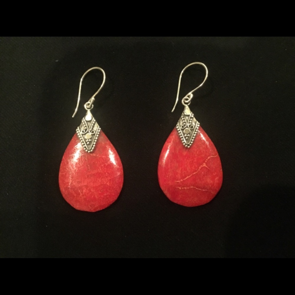 CLOSEOUT - Coral Pear Drop Earrings.  NWT